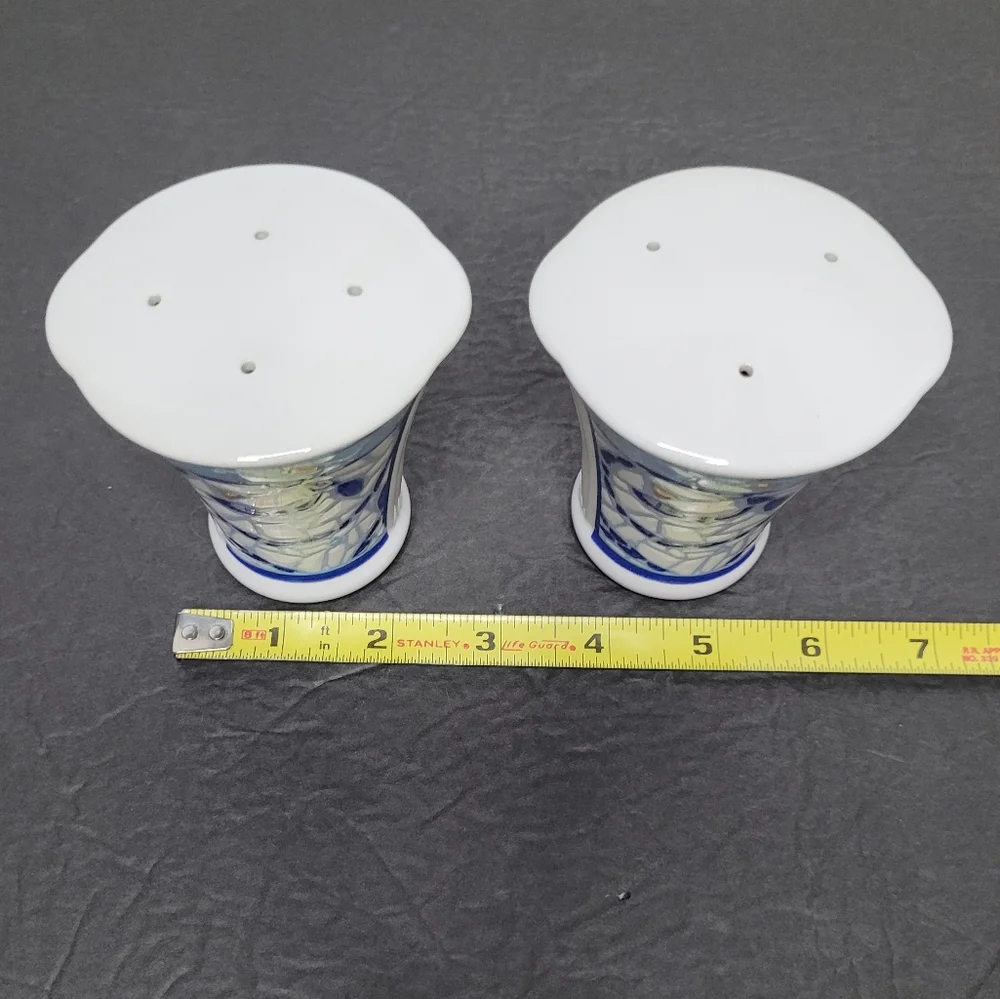Pfaltzgraff Monaco Collection Blue White Mosaic Salt and Pepper Set
